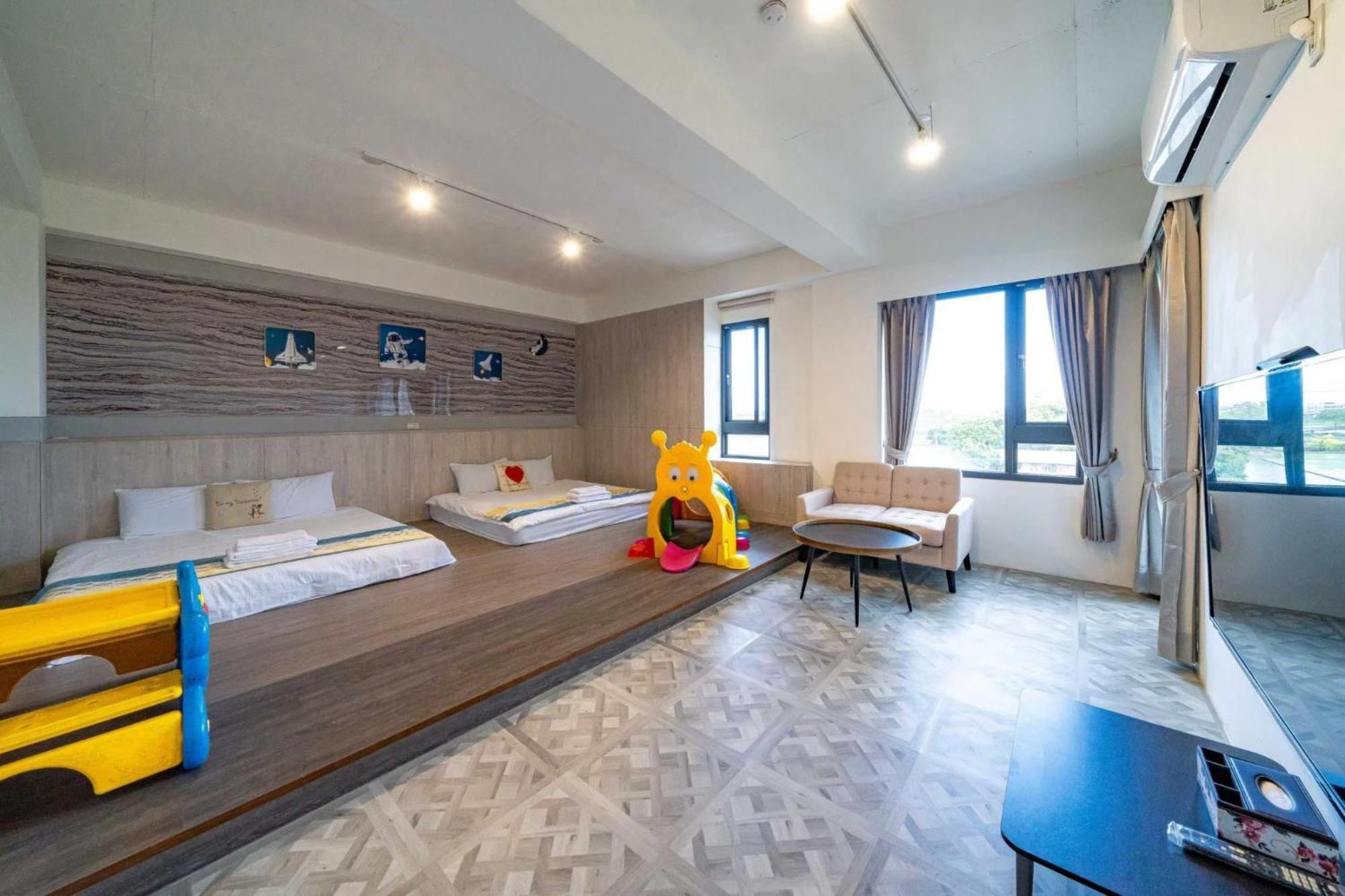 Namek Guesthouse Луодонг Екстериор снимка